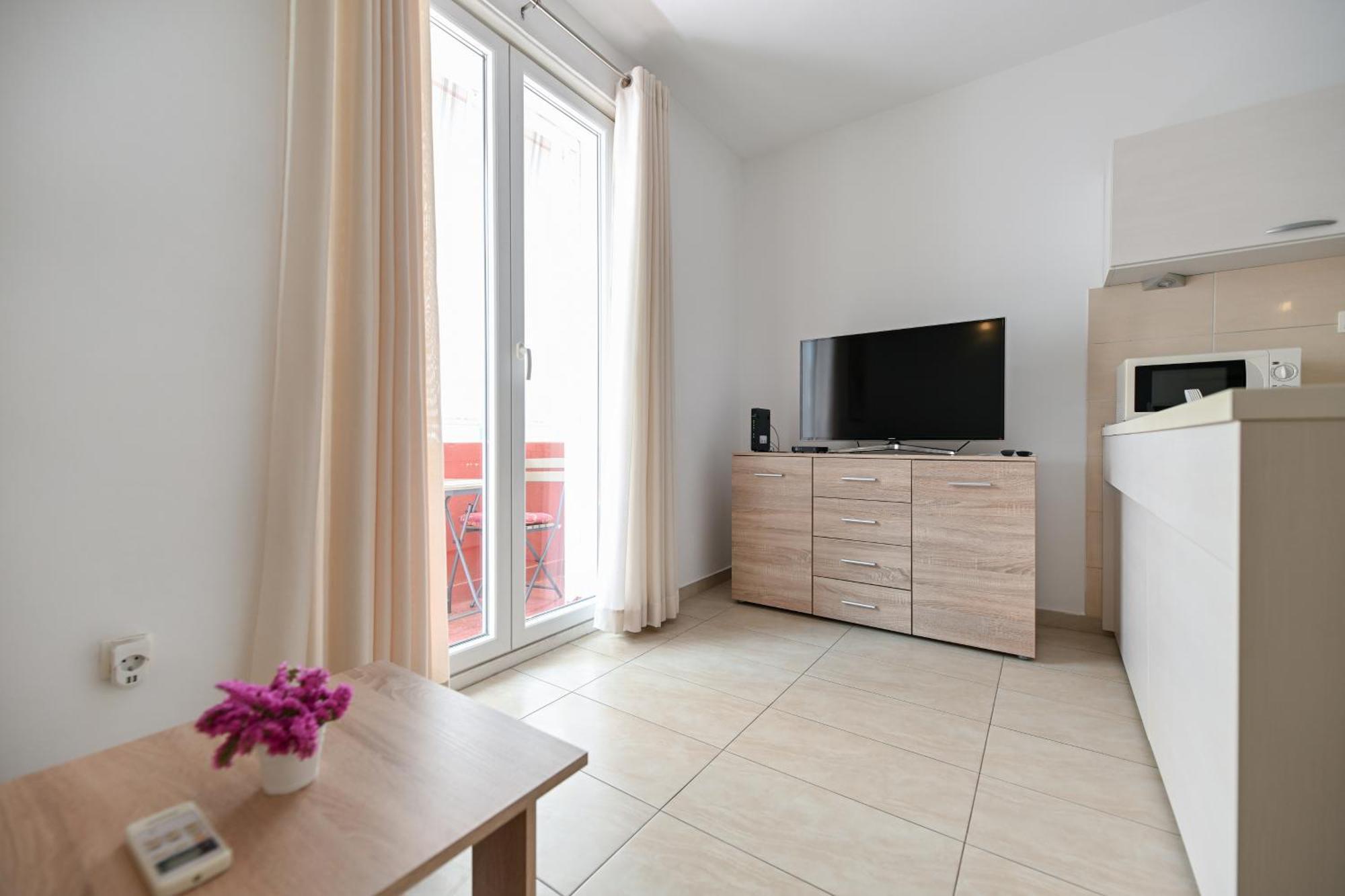 Near Zadar City Center Apartment With Free Parking And Air Condition In Each Room 외부 사진